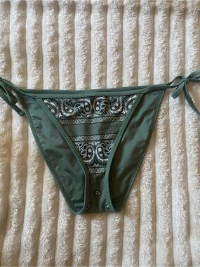Shade & shore bikini green bandana bottoms